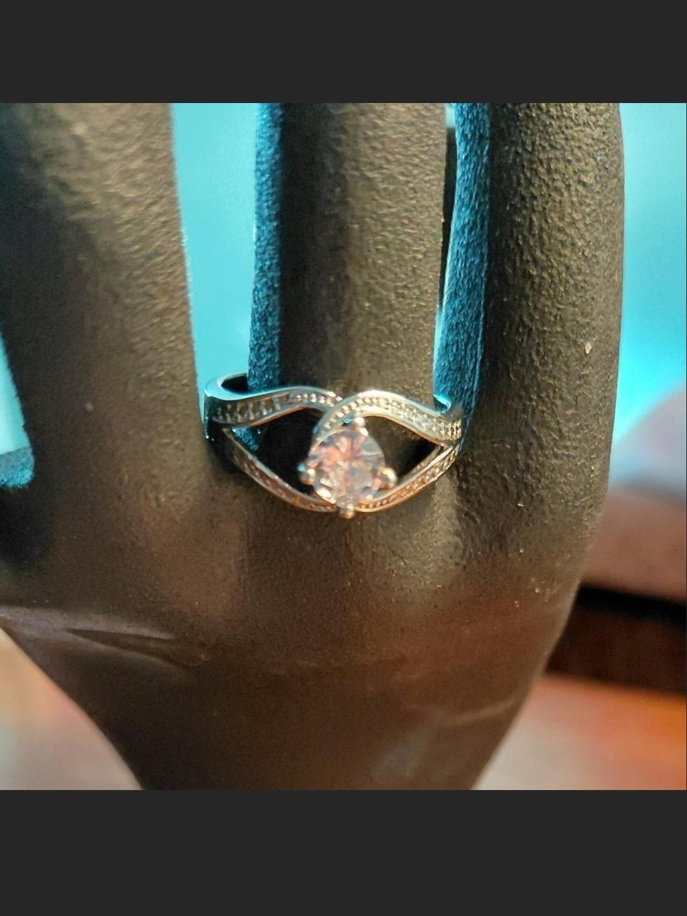 Source Unknown Silver-Tone Twist Ring with Clear Center Stone